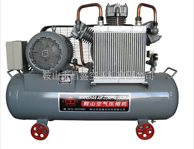 （中高壓無油空壓機(jī)）結(jié)構(gòu)緊湊、維修方便。