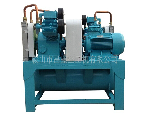 ★全無(wú)油空壓機(jī)★‘小心駛得萬(wàn)年船’。