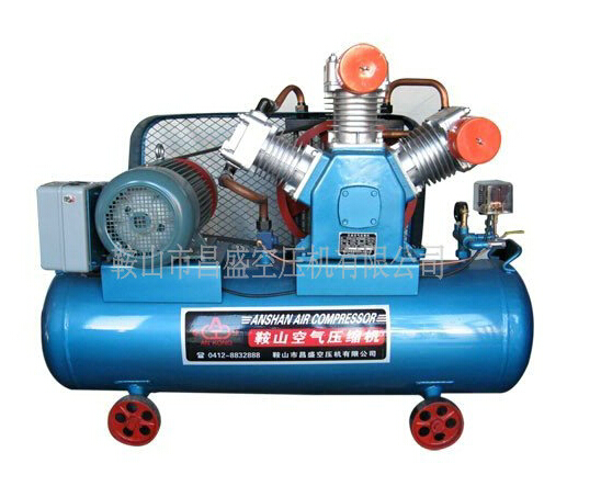 使用（空壓機(jī)）要謹(jǐn)慎!小心駛得萬(wàn)年船。