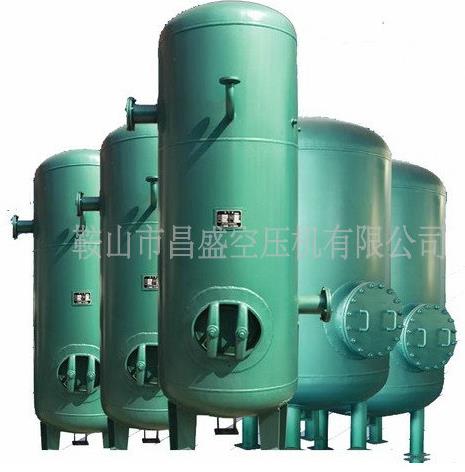 【立式儲氣罐】穩(wěn)穩(wěn)站立，蓄勢以待